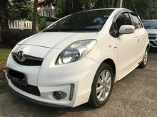 2012 Toyota Yaris 1.5 J at tdp15jt Hatchback