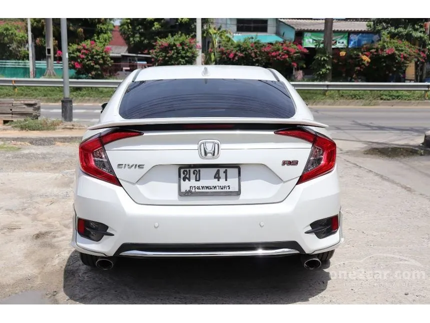 2019 Honda CIVIC Turbo RS Sedan