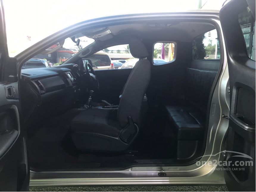 Ford Ranger 2019 XLT 2.2 in กรุงเทพและปริมณฑล Manual Pickup สีเทา for