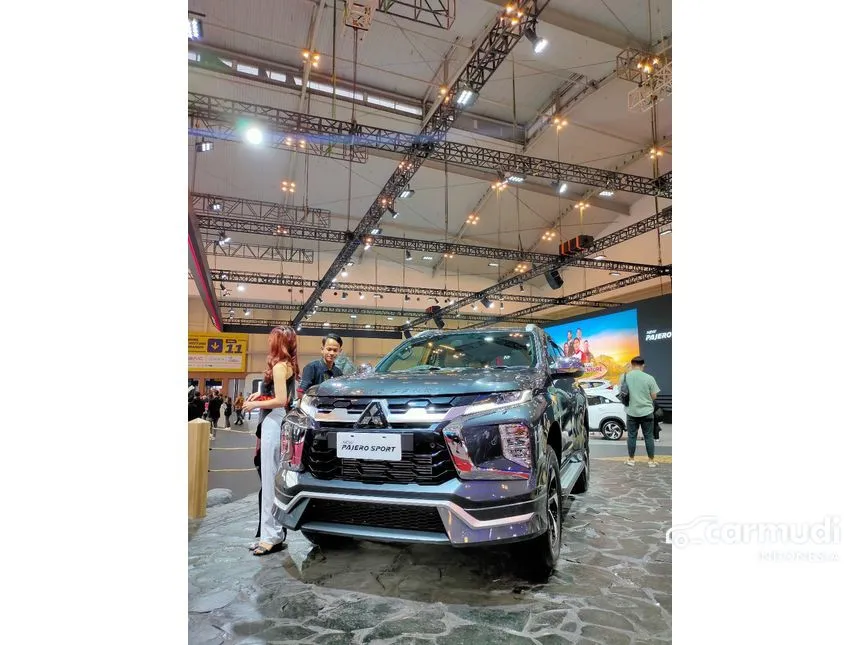 2024 Mitsubishi Pajero Sport Dakar SUV