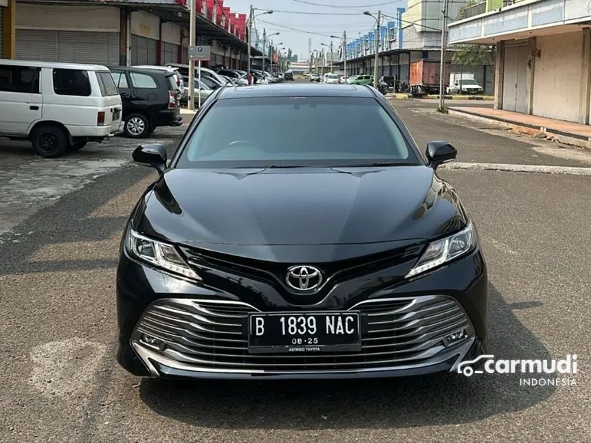 2020 Toyota Camry V Sedan