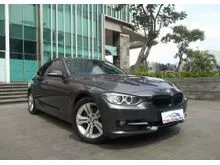 2016 BMW 320i 2.0 Sport Sedan