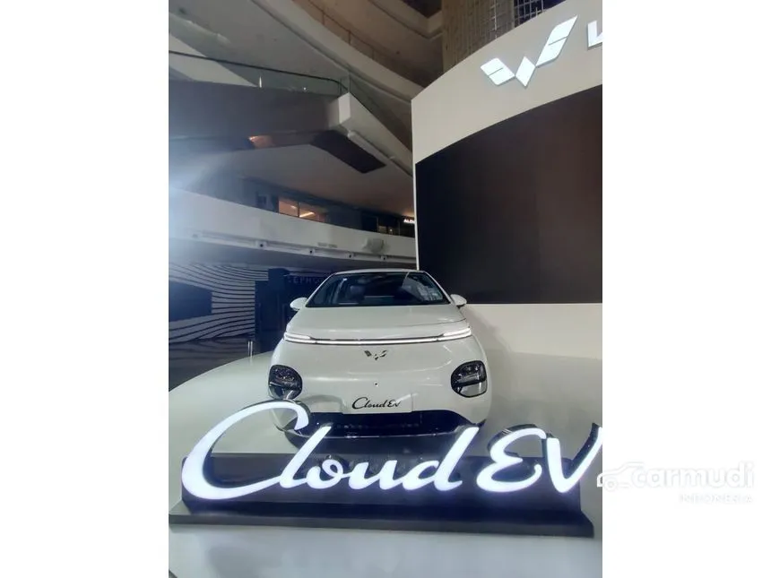 2024 Wuling Cloud EV EV Hatchback