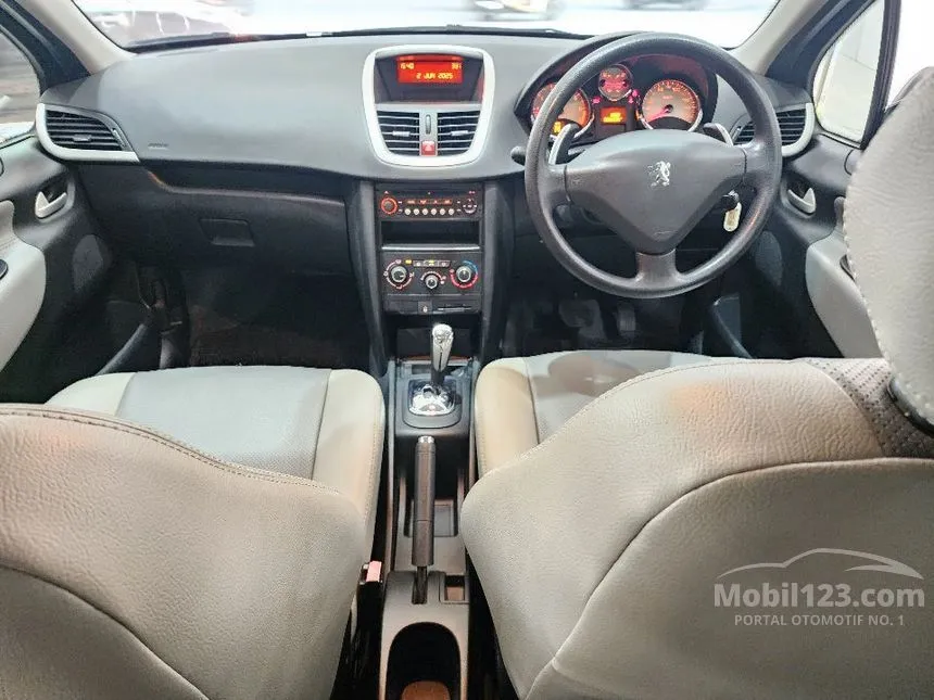 2010 Peugeot 207 Hatchback