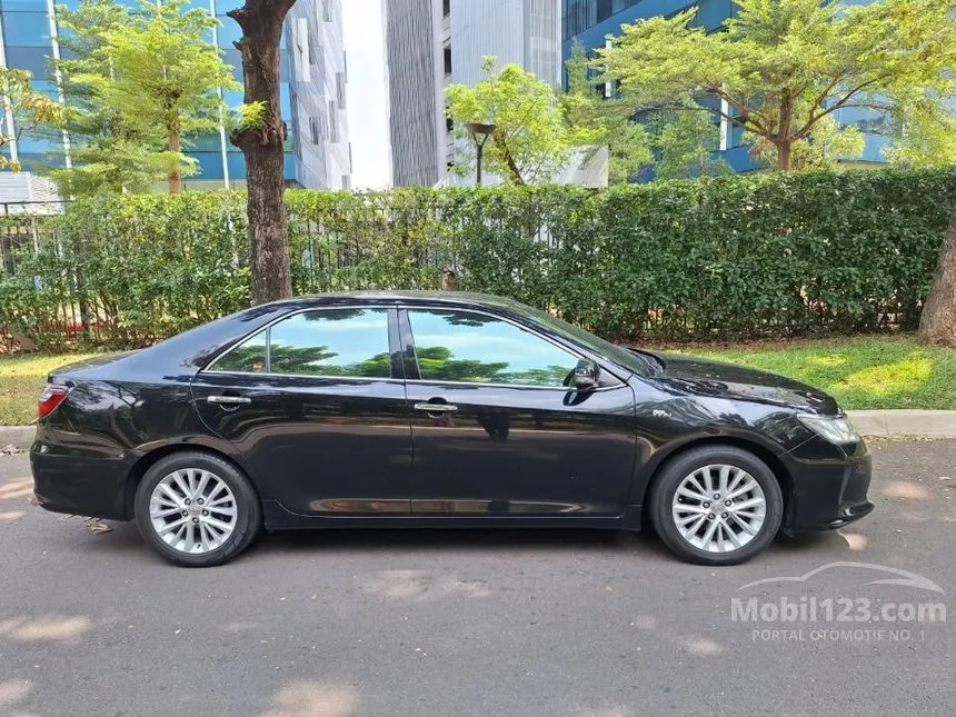 2015 Toyota Camry V Sedan