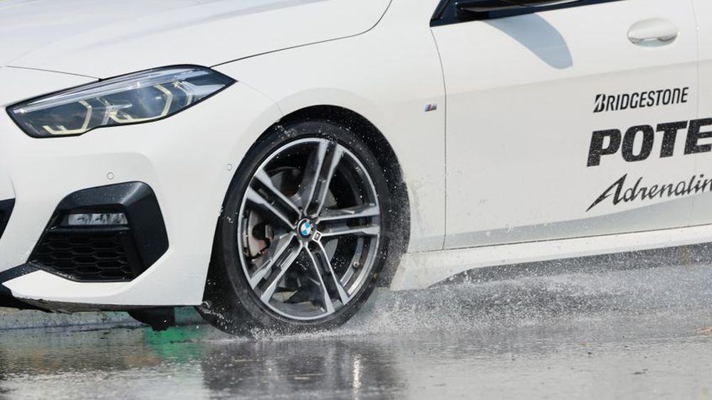 BRIDGESTONE POTENZA Adrenalin RE005 ใหม่ 