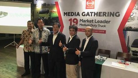 Hino Tingkatkan Target Penjualan di 2019