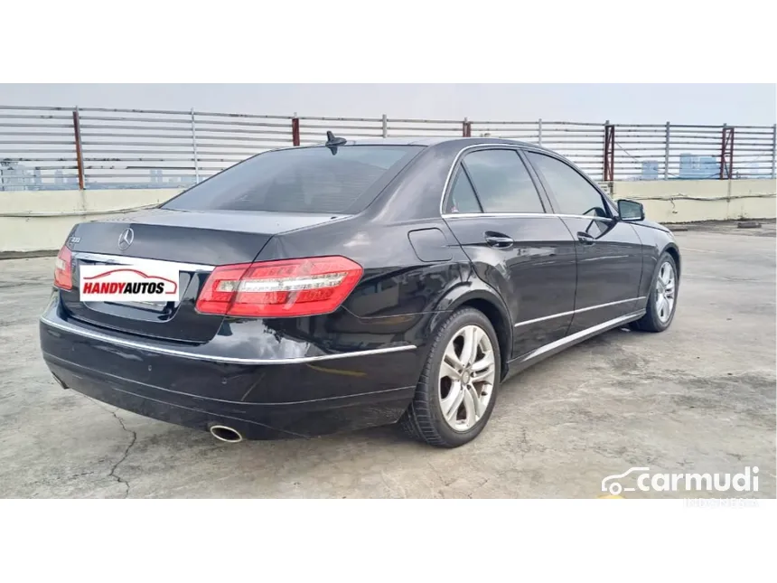 2011 Mercedes-Benz E300 Avantgarde AMG Sedan