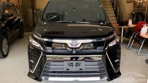 Habiskan Stok, Toyota Voxy 2019 Didiskon Puluhan Juta, Bisa Dicicil Rp 350 ribu