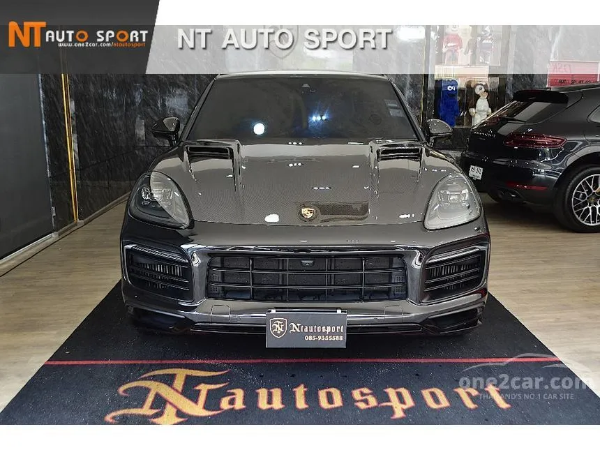 2023 Porsche CAYENNE GTS SUV