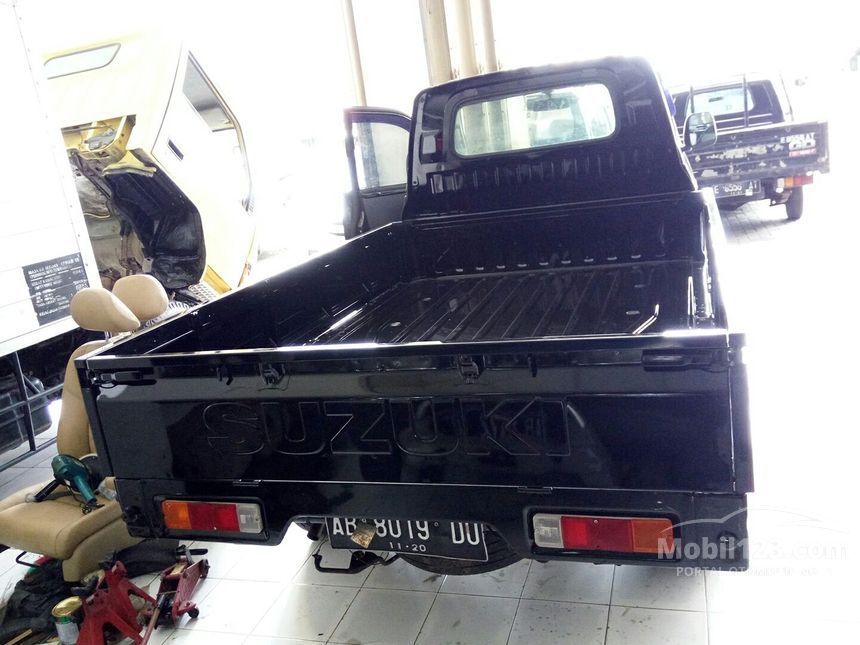 Jual Mobil  Suzuki  Carry  Pick Up 2014 1 5 di Yogyakarta  