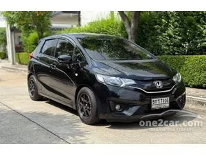 2016 Honda JAZZ 1.5 V+ Hatchback