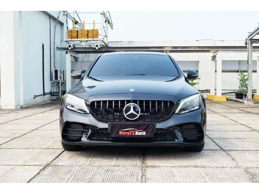 2019 Mercedes-Benz C300 AMG Line Sedan
