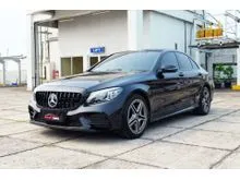 2019 Mercedes-Benz C300 2.0 AMG Line Sedan