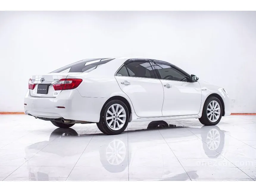 2013 Toyota CAMRY Hybrid Sedan