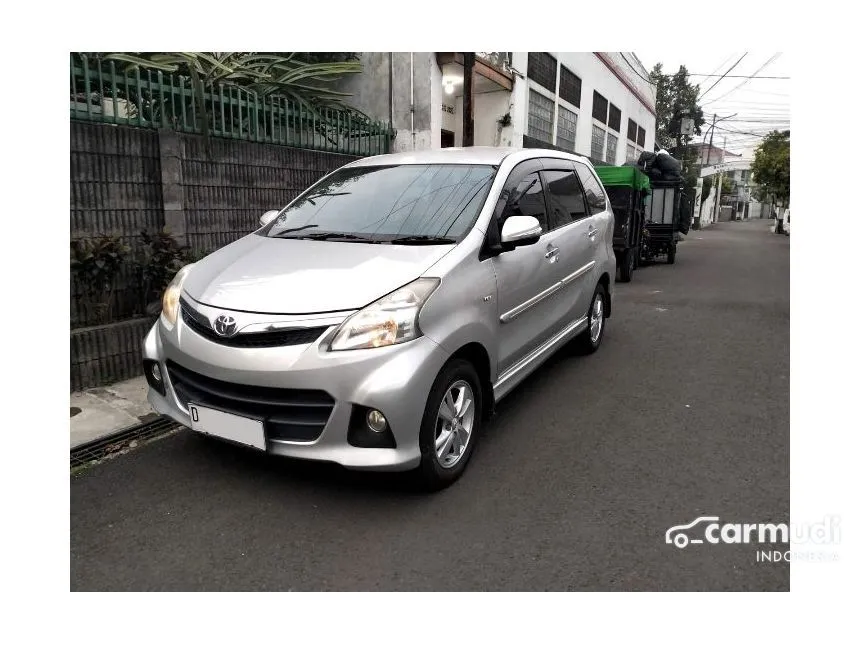 2013 Toyota Avanza Veloz MPV