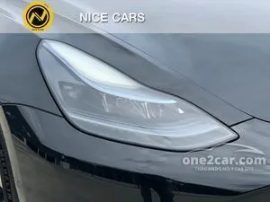 2023 TESLA Model 3 Performance Sedan