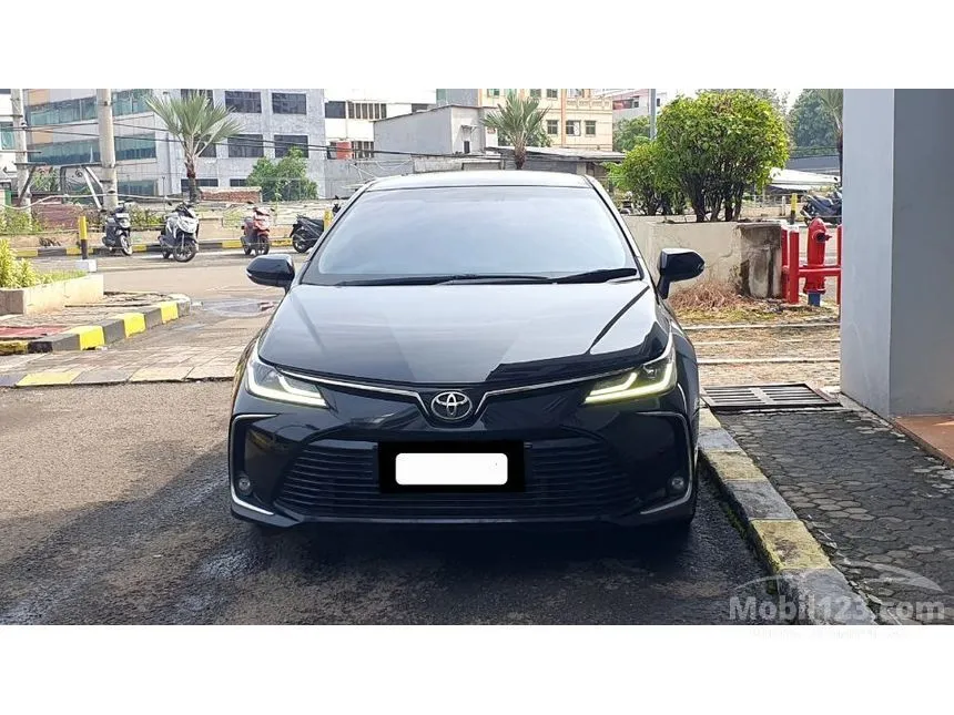 2021 Toyota Corolla Altis V Sedan