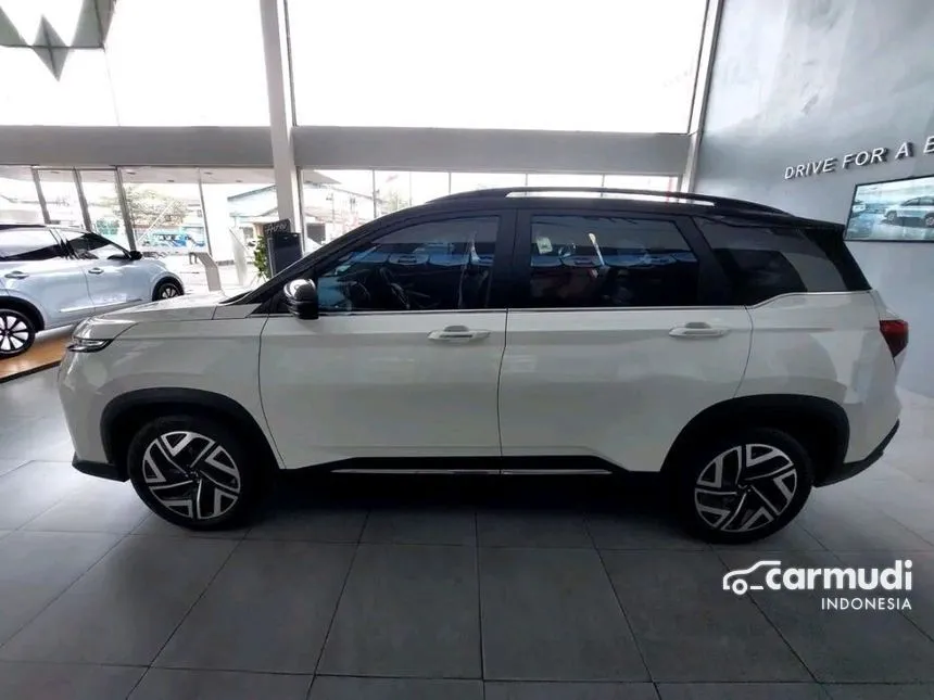 2023 Wuling Almaz RS Pro Wagon