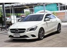 2015 Mercedes-Benz CLA200 1.6 W117 (ปี 14-18) Urban Coupe
