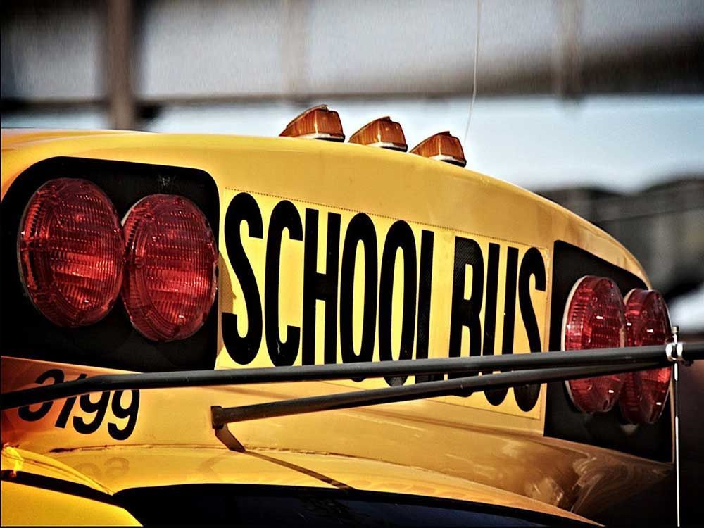 Bus Sekolah, Awalnya dari Kereta Kuda dan Alasan Memilih Warna Kuning