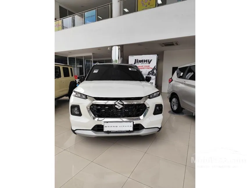 Jual Mobil Suzuki Grand Vitara 2024 MHEV GX 1.5 di Jawa Barat Automatic SUV Putih Rp 300.000.000