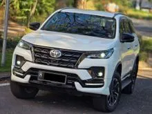 2022 Toyota Fortuner 2.8 GR Sport 4X2 SUV FAVORIT