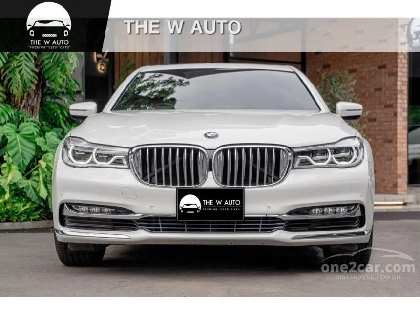 2016 BMW 740Li Pure Excellence Sedan