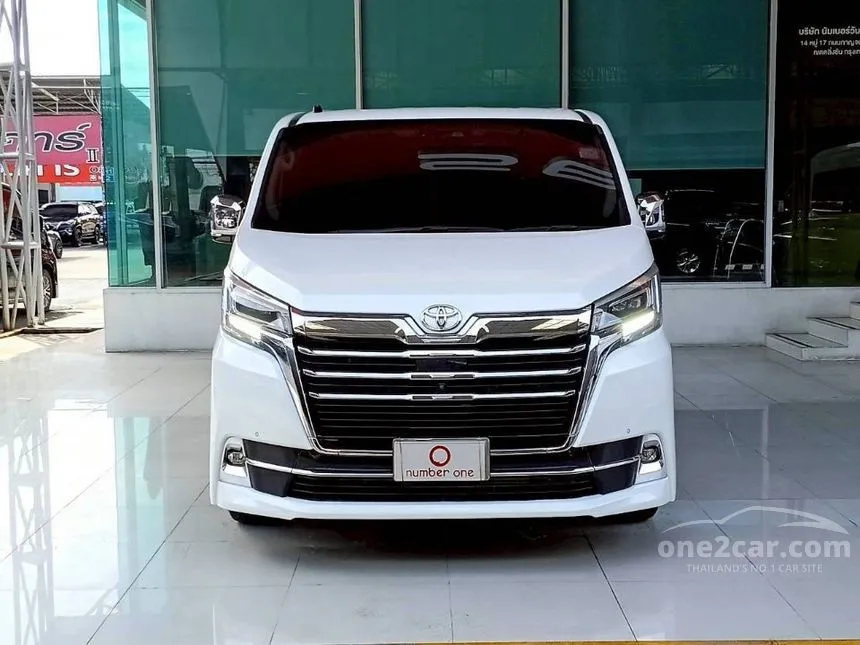 2020 Toyota Majesty Grande Van