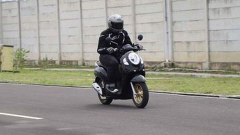Naik Motor Siang Hari Ternyata Berbahaya