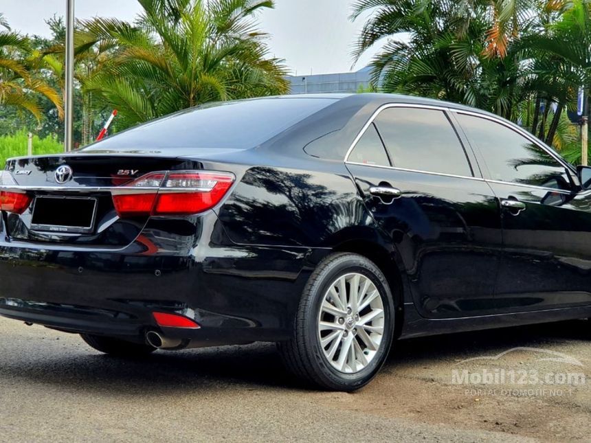  Jual  Mobil Toyota Camry  2022 V 2 5 di DKI Jakarta  