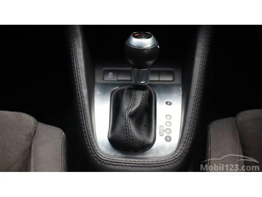 2011 Volkswagen Golf TSI Hatchback