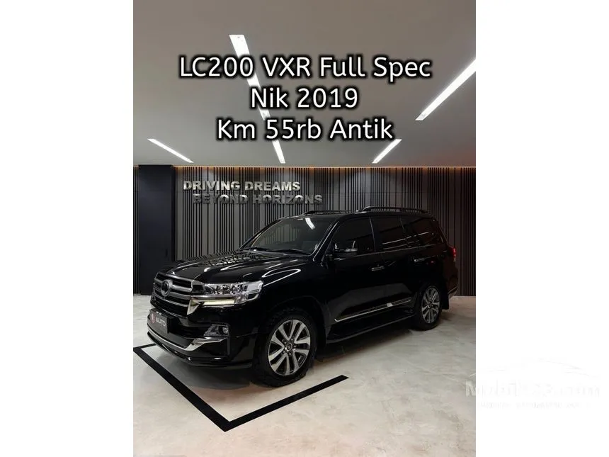 2019 Toyota Land Cruiser 200 VX-R SUV