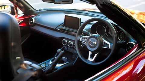ผลสำรวจของ Mazda ชี้ ลูกค้าส่วนใหญ่ต้องการขับรถด้วยตนเอง แม้จะมีระบบขับขี่อัตโนมัติ