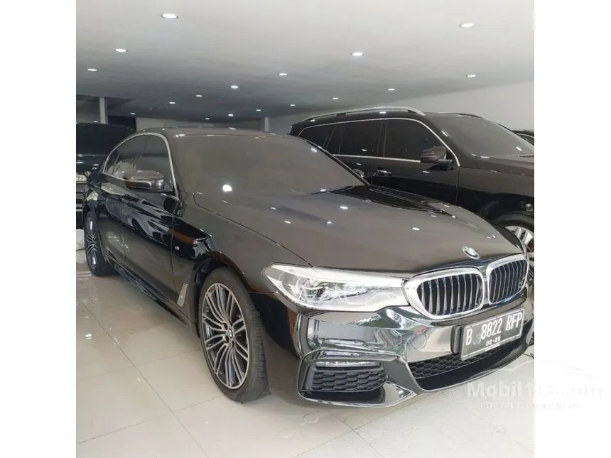 2019 BMW 530i Luxury Sedan