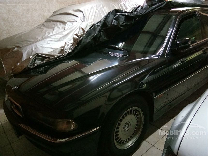 1996 BMW 730iL V8 3.0 Automatic Sedan