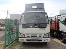 2013 Isuzu NKR 2.8 Lorry (M)