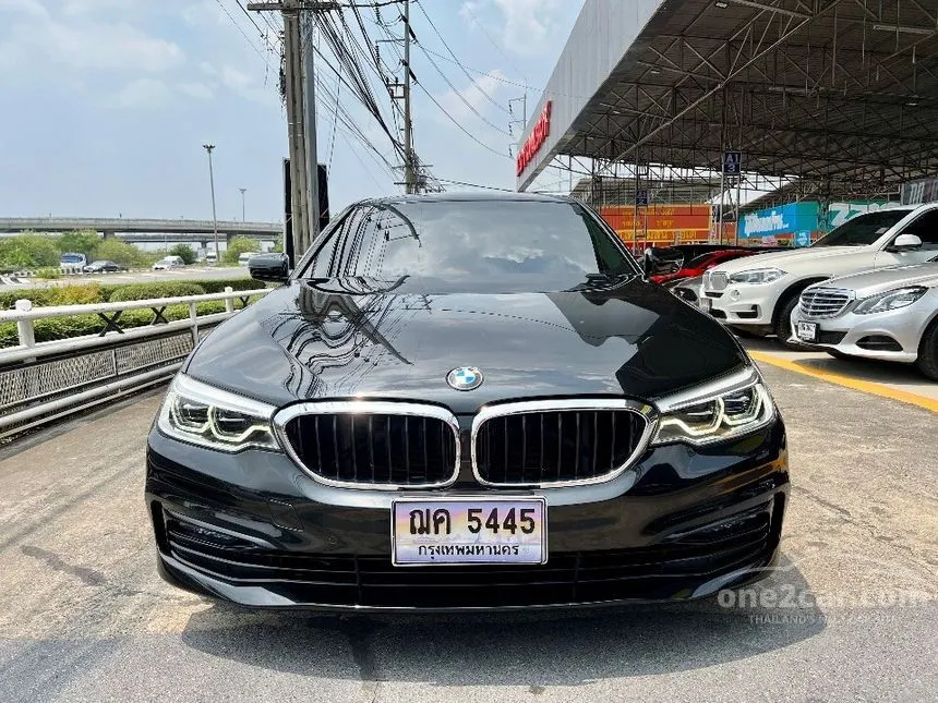 2019 BMW 530e Highline Sedan