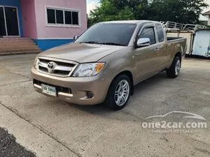 2005 Toyota HILUX VIGO 2.5 E Extra Cab Pickup