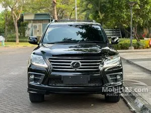 2013 Lexus LX 570 5.7 SUV