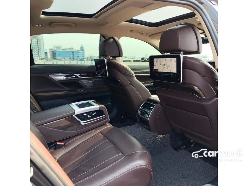 2019 BMW 730Li Sedan