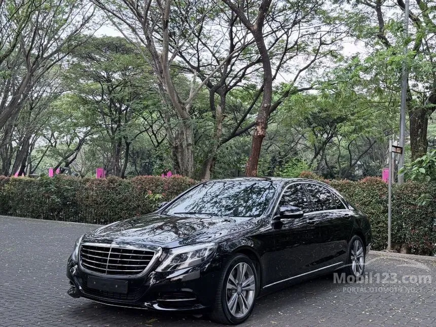 2017 Mercedes-Benz S400L Exclusive AMG Line Sedan