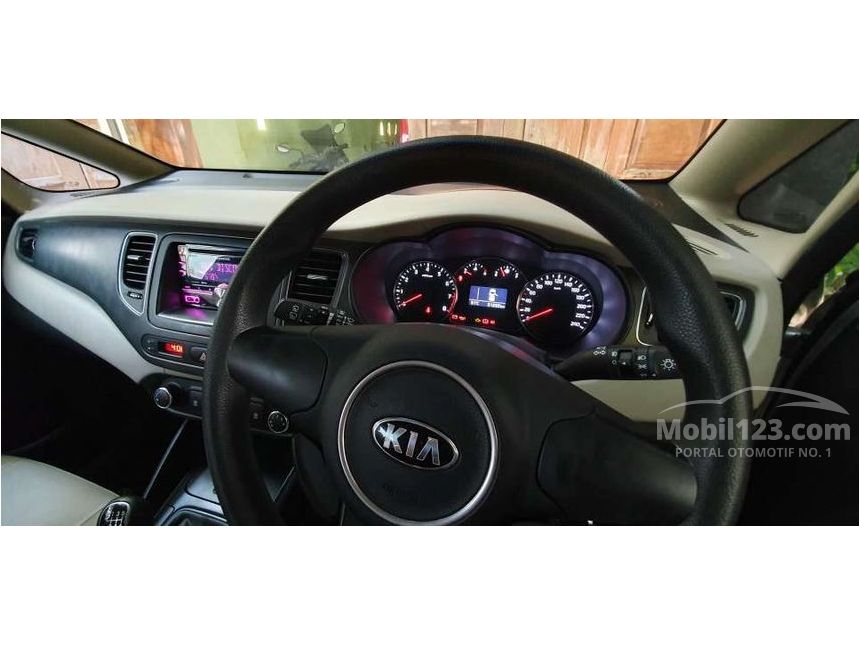 Jual Mobil  KIA  Carens 2014 LX 2 0 di Yogyakarta  Manual MPV 