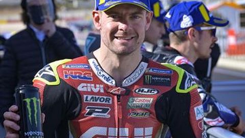 Yamaha YZR-M1 di Tangan Cal Crutchlow