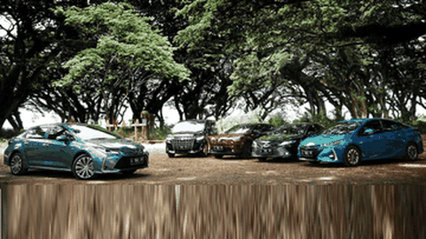 Selain PHEV, Toyota juga akan Luncurkan Mobil Hybrid Tahun Depan