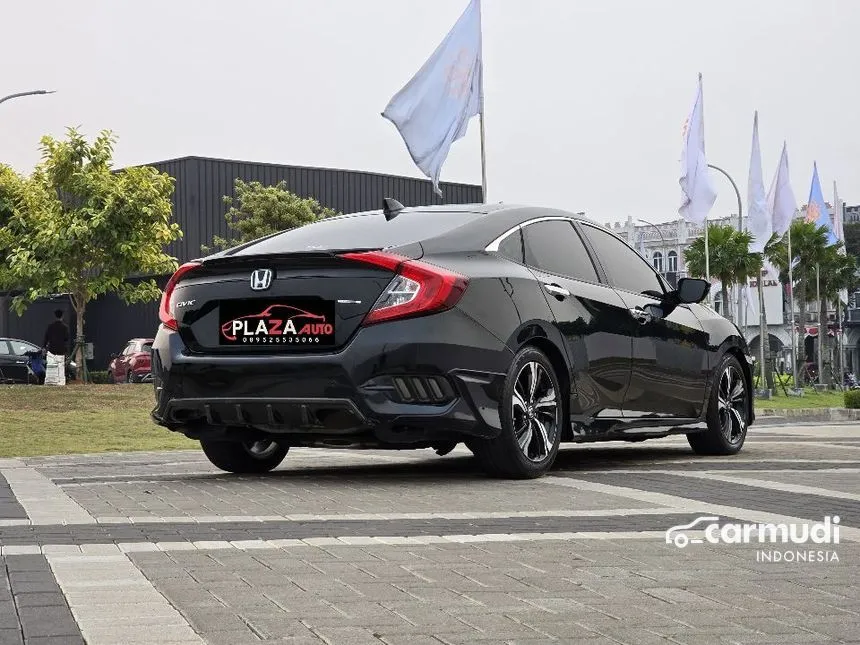 2017 Honda Civic ES Sedan