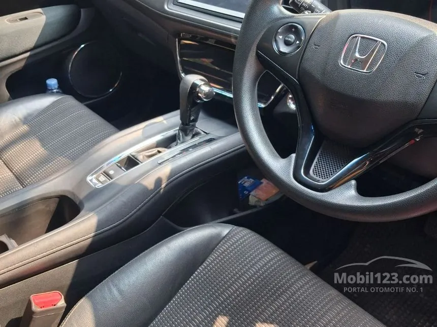 2016 Honda HR-V E SUV