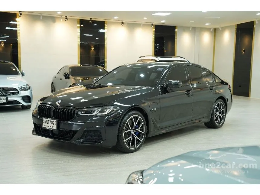 2023 BMW 530e M Sport Sedan
