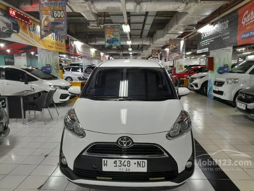 Jual Mobil Toyota Sienta 2016 V 1.5 di Jawa Timur Manual MPV Putih Rp 160.000.000