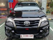 Ready Stock Toyota Fortuner 2.4 VRZ AT Diesel TRD (DP Menyesuaikan/ Pilihan Warna Lengkap)